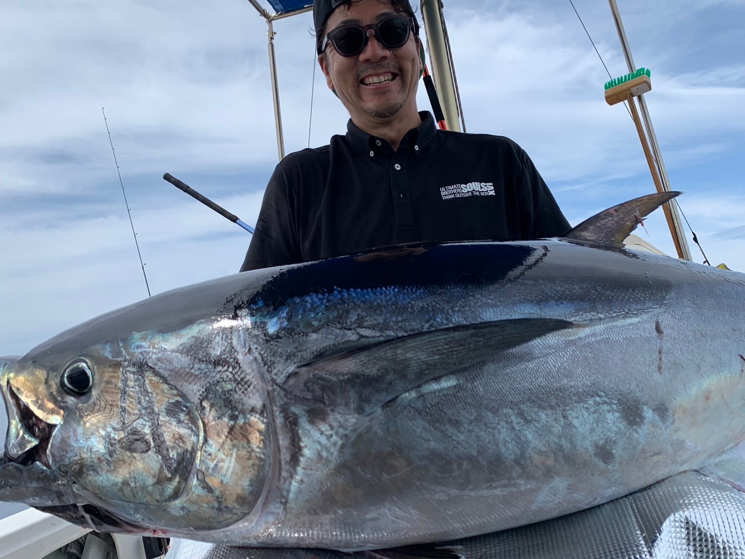 山形県酒田港 遊漁船 EMPRESS マグロキャスティング